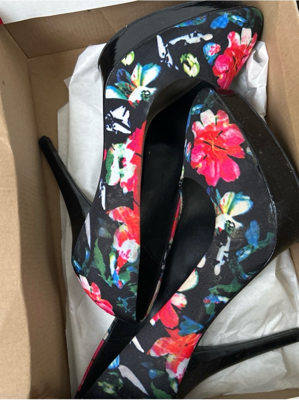 Floral Print High Heel Pumps - Black Multi